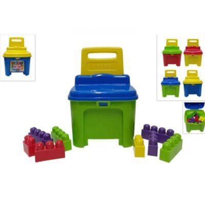 Kocke u stolici za djecu